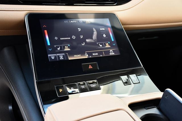 2025 INFINITI QX80 Luxe 4WD
