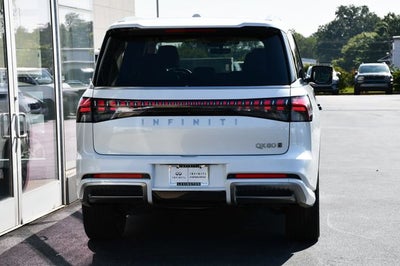 2025 INFINITI QX80 Luxe 4WD