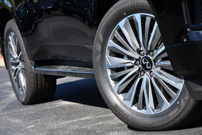 2027 INFINITI QX80 Luxe 4WD