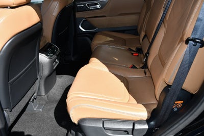2027 INFINITI QX80 Luxe 4WD
