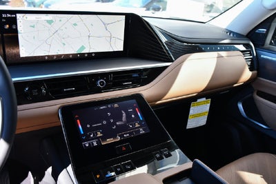 2027 INFINITI QX80 Luxe 4WD