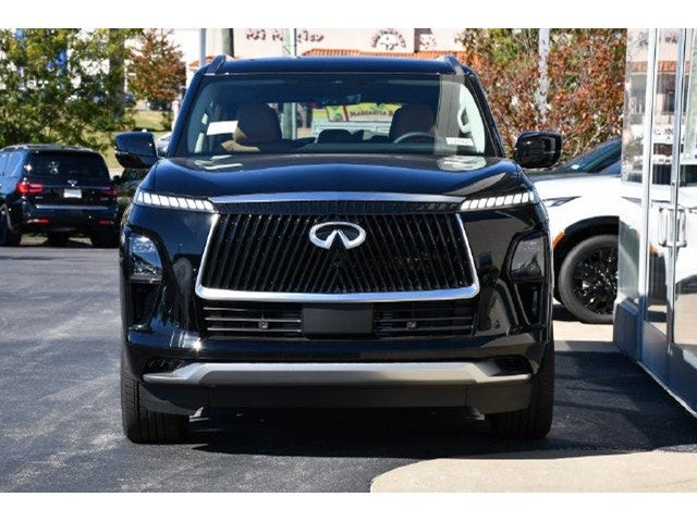 2027 INFINITI QX80 Luxe 4WD