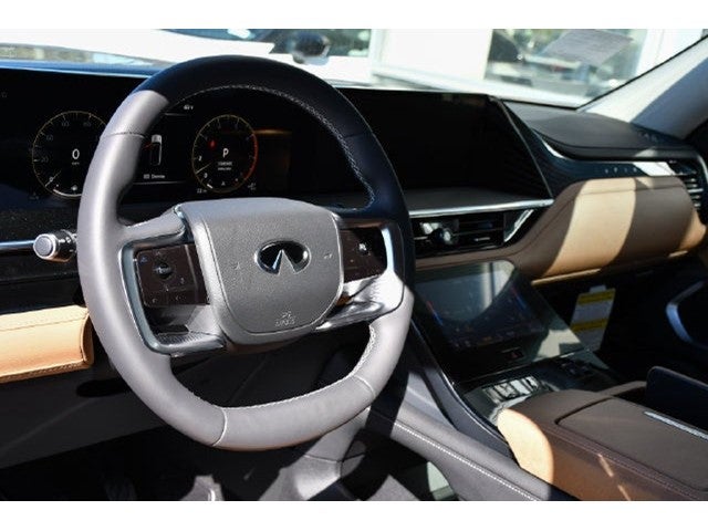 2027 INFINITI QX80 Luxe 4WD