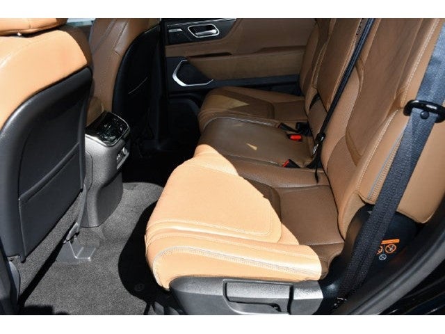 2027 INFINITI QX80 Luxe 4WD