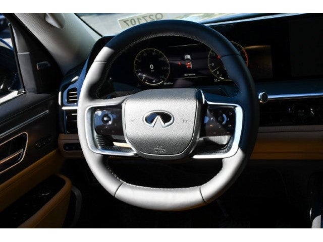 2027 INFINITI QX80 Luxe 4WD