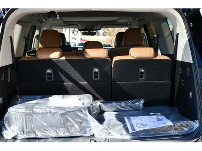 2027 INFINITI QX80 Luxe 4WD