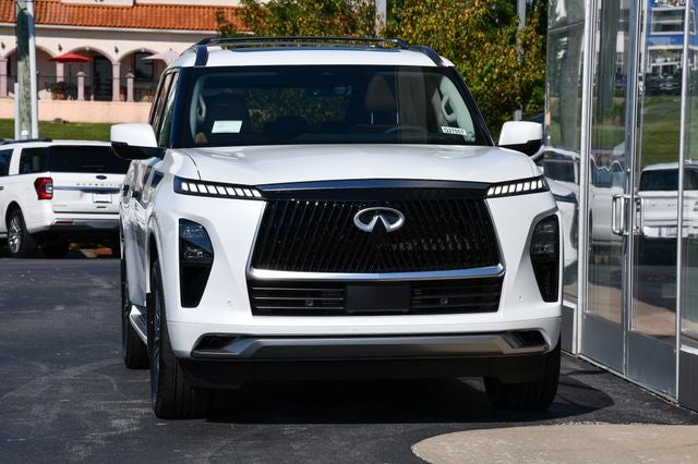 2027 INFINITI QX80 Luxe 4WD