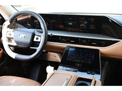 2027 INFINITI QX80 Luxe 4WD