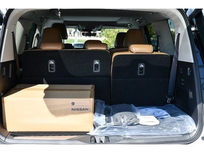 2027 INFINITI QX80 Luxe 4WD