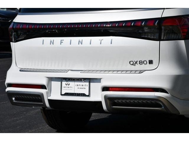 2027 INFINITI QX80 Luxe 4WD