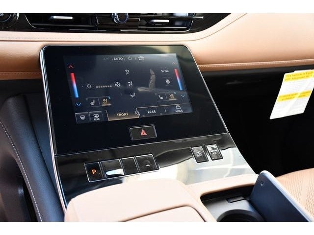 2027 INFINITI QX80 Luxe 4WD