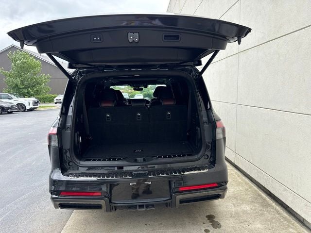 2025 INFINITI QX80 Autograph 4WD