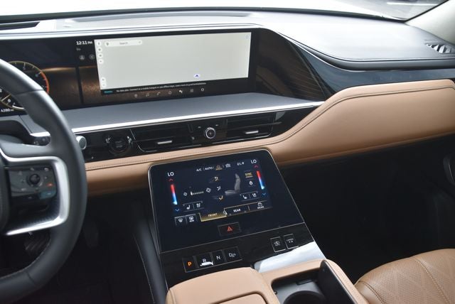 2025 INFINITI QX80 Sensory 4WD