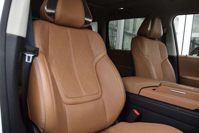 2025 INFINITI QX80 Sensory 4WD