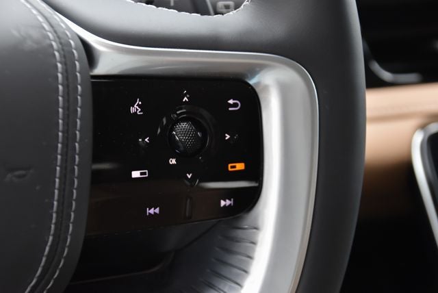 2025 INFINITI QX80 Sensory 4WD