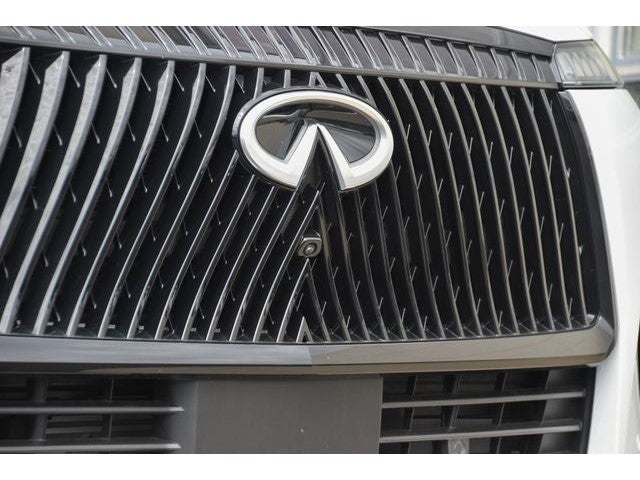 2025 INFINITI QX80 Sensory 4WD