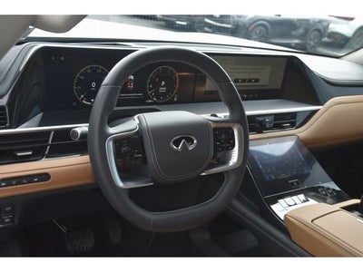 2025 INFINITI QX80 Sensory 4WD
