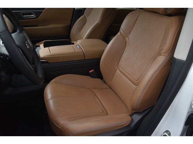 2025 INFINITI QX80 Sensory 4WD