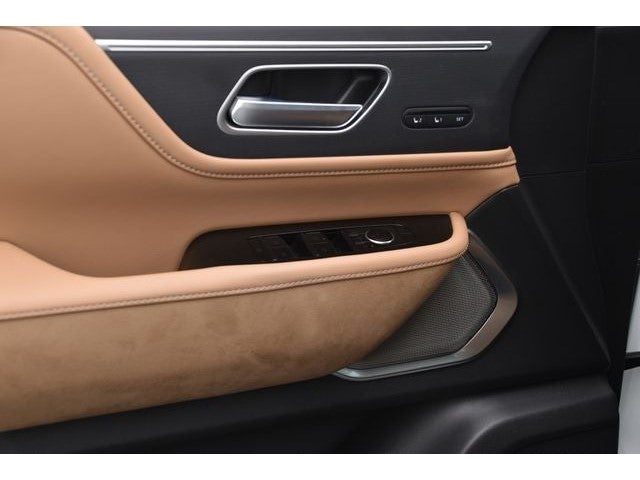 2025 INFINITI QX80 Sensory 4WD