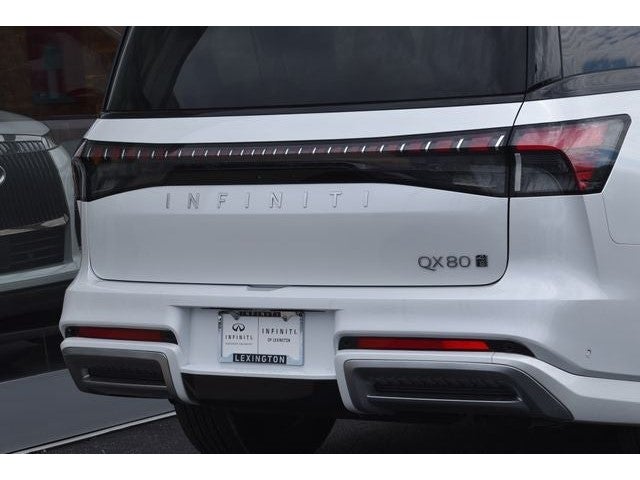 2025 INFINITI QX80 Sensory 4WD