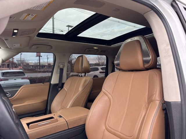 2025 INFINITI QX80 Sensory 4WD