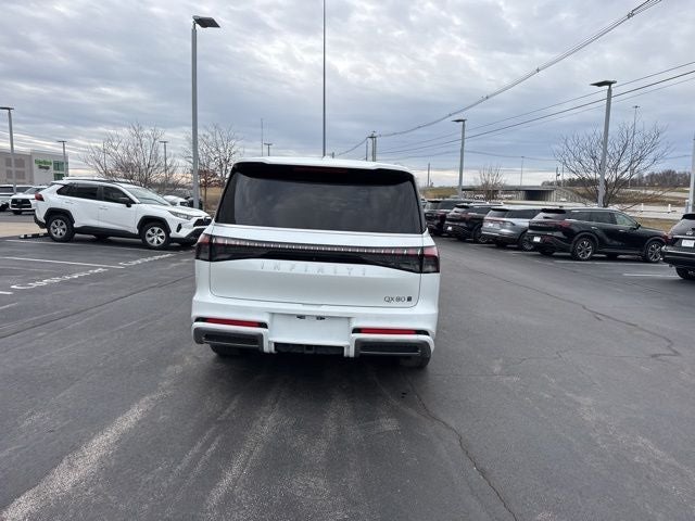 2025 INFINITI QX80 Sensory 4WD