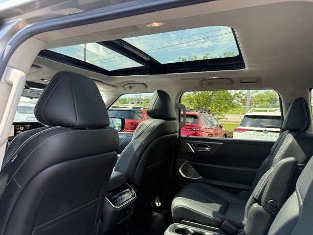 2025 INFINITI QX80 SENSORY