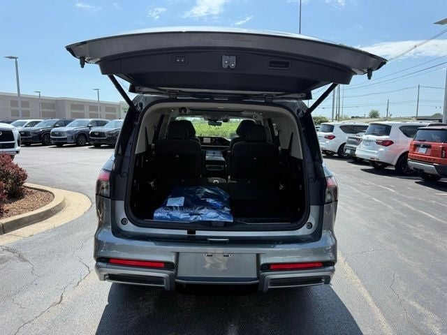 2025 INFINITI QX80 Sensory 4WD