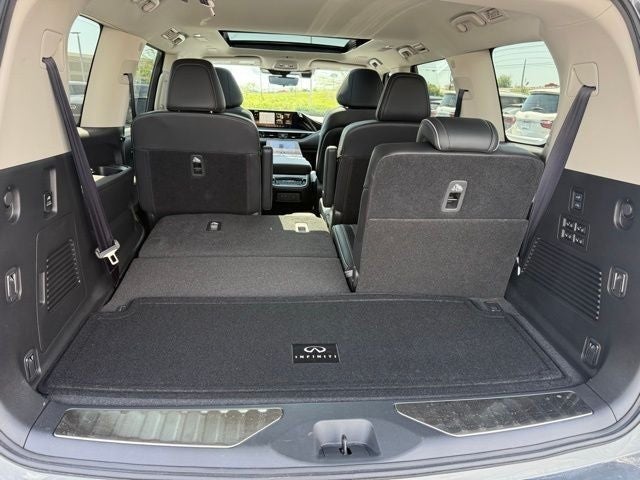 2025 INFINITI QX80 Sensory 4WD