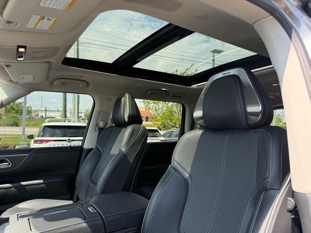 2025 INFINITI QX80 Sensory 4WD