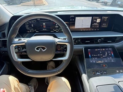 2025 INFINITI QX80 Sensory 4WD