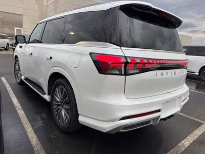 2025 INFINITI QX80 Sensory 4WD