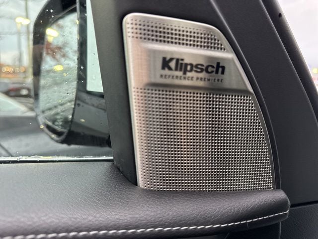 2025 INFINITI QX80 Sensory 4WD