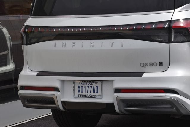 2025 INFINITI QX80 Sensory 4WD