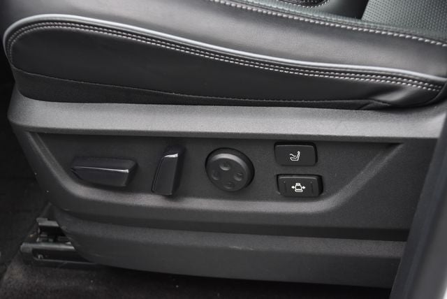 2025 INFINITI QX80 Sensory 4WD