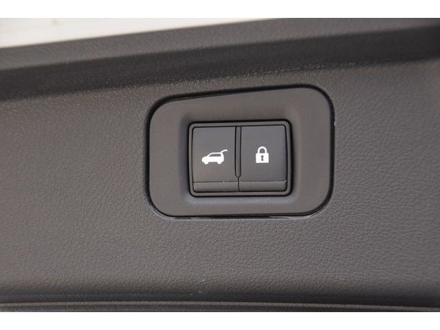 2025 INFINITI QX80 Sensory 4WD