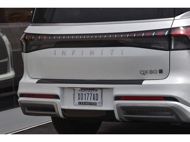 2025 INFINITI QX80 Sensory 4WD