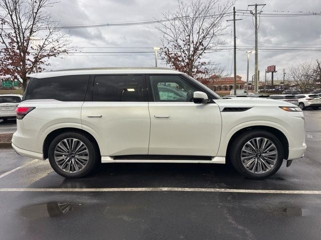 2025 INFINITI QX80 Sensory 4WD