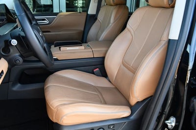 2025 INFINITI QX80 Sensory 4WD