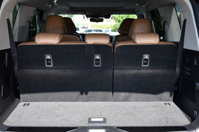 2025 INFINITI QX80 Sensory 4WD
