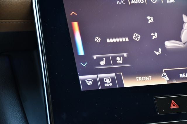 2025 INFINITI QX80 Sensory 4WD