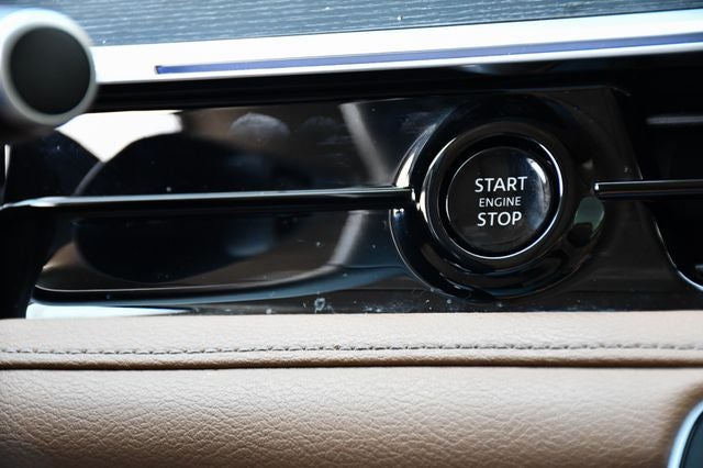 2025 INFINITI QX80 Sensory 4WD