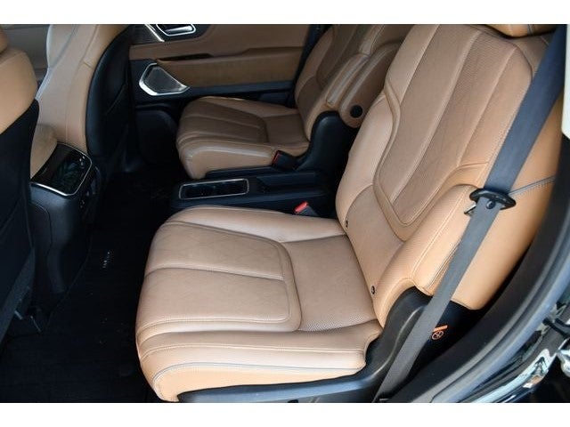2025 INFINITI QX80 Sensory 4WD