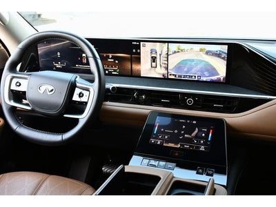 2025 INFINITI QX80 Sensory 4WD