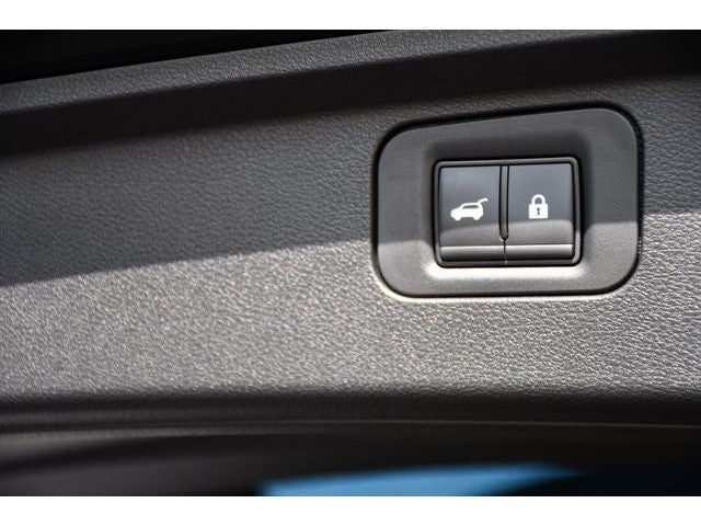 2025 INFINITI QX80 Sensory 4WD