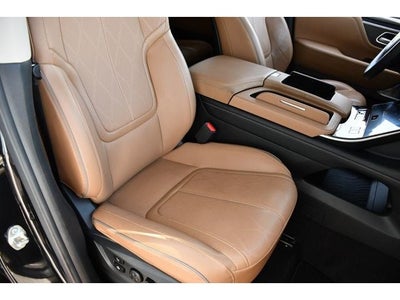 2025 INFINITI QX80 Sensory 4WD