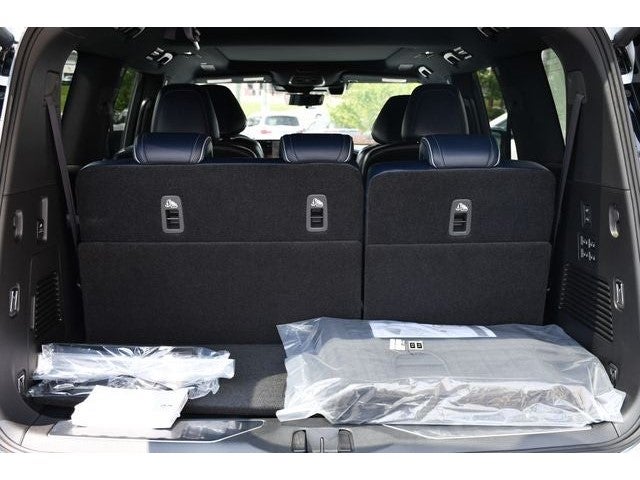 2027 INFINITI QX80 Sport 4WD