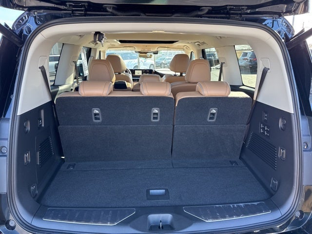 2025 INFINITI QX80 Sensory 4WD