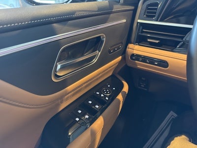 2025 INFINITI QX80 Sensory 4WD