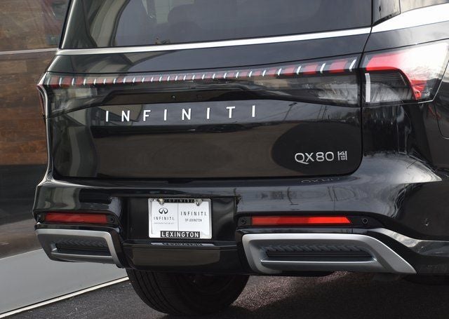 2025 INFINITI QX80 Sensory 4WD